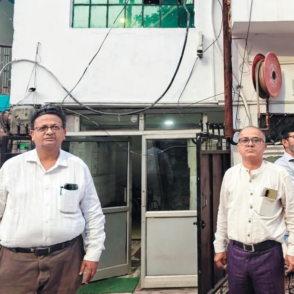 कानपुर में बिना रजिस्ट्रेशन वाला हॉस्पिटल सीज:दो अन्य अस्पतालों को दी गई नोटिस, पंजीकरण नवीनीकरण न होने पर हुई कार्रवाई