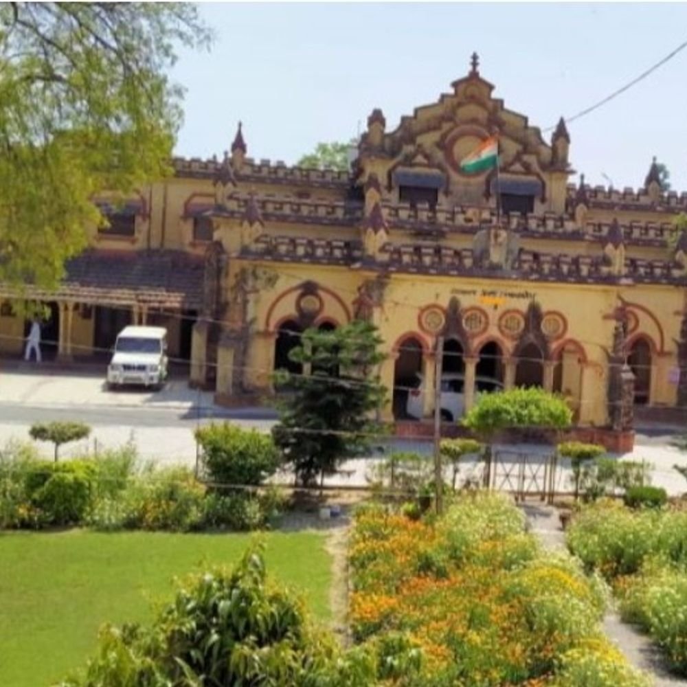 मृतक के नाम से फर्जीवाड़ा कर कोर्ट से स्टे लिया:अयोध्या पुलिस ने आदेश पर केस दर्ज किया, फर्जी शपथपत्र और मृत्यु प्रमाण पत्र का भी आरोप