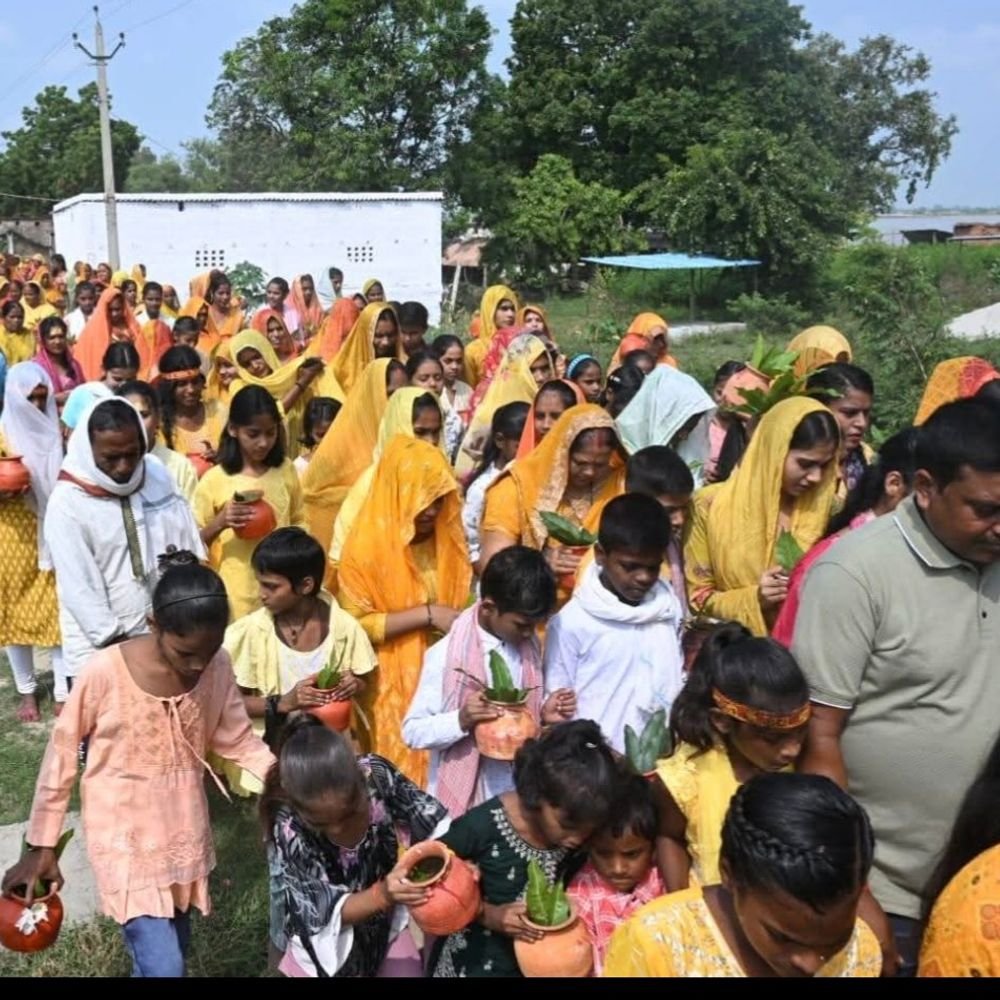 वनखंडीनाथ मठ में नवरात्र अनुष्ठान शुरू:हवन कुंड और मंदिर की परिक्रमा के बाद विधि-विधान से कलश स्थापना हुई