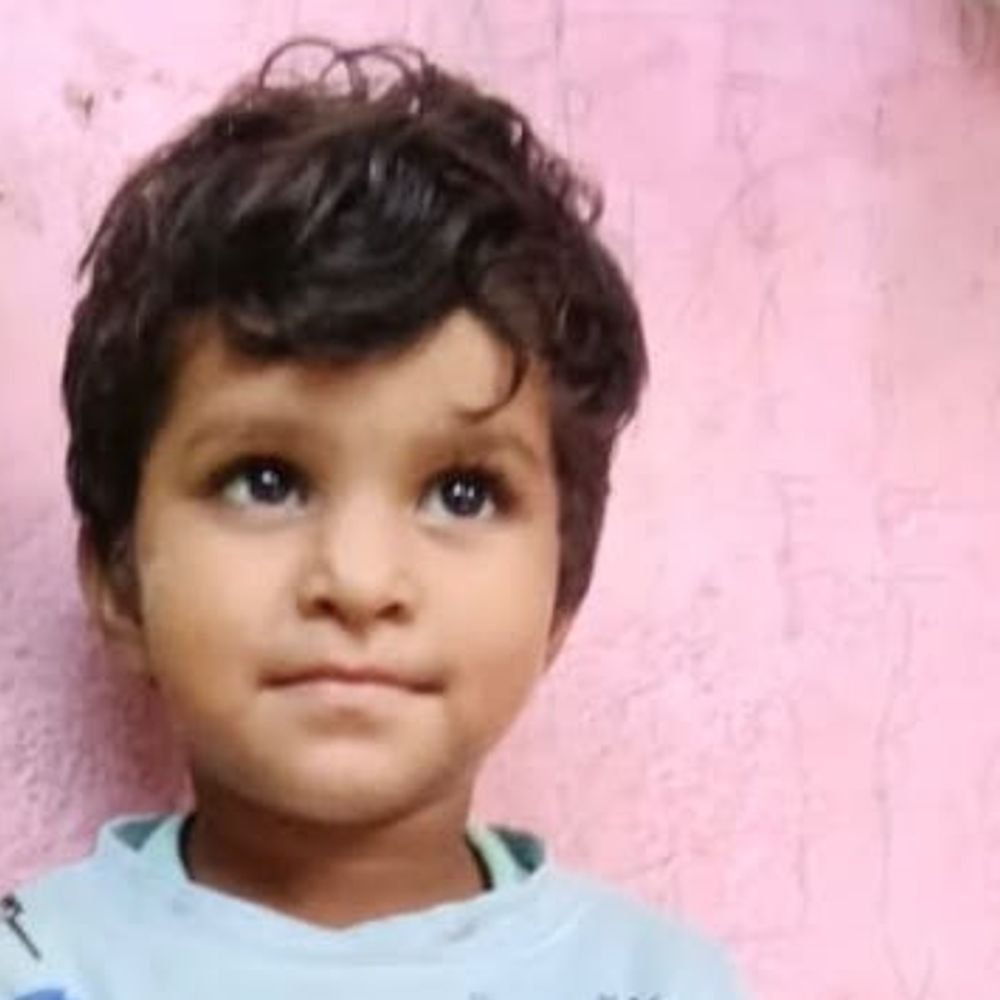 एटा में 3 साल की बच्ची की मौत का मामला:परिजनों ने अपहरण कर हत्या का आरोप लगाया, पुलिस की चार टीमें गठित