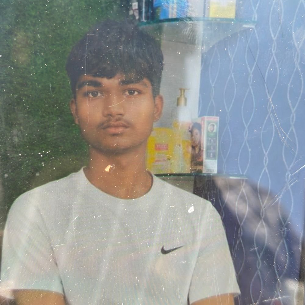 बांदा में बाइक की टक्कर से युवक की मौत:बाल कटवाकर लौट रहा था, अस्पताल में इलाज के दौरान तोड़ा दम