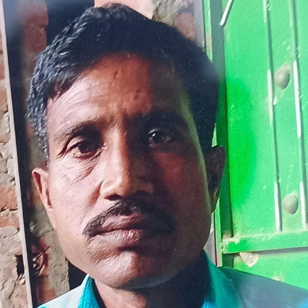 कौशांबी में करंट लगने से युवक की मौत:ई-रिक्शा की बैटरी चार्ज करते समय तार कटा होने से गई जान