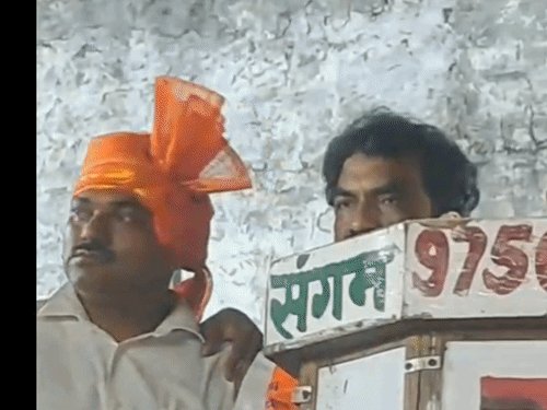 हाथरस में धूमधाम से निकली भगवान परशुराम की शोभायात्रा:कैबिनेट मंत्री बोले- जब भी अन्याय होगा, भगवान परशुराम न्याय के रूप में जन्म लेंगे