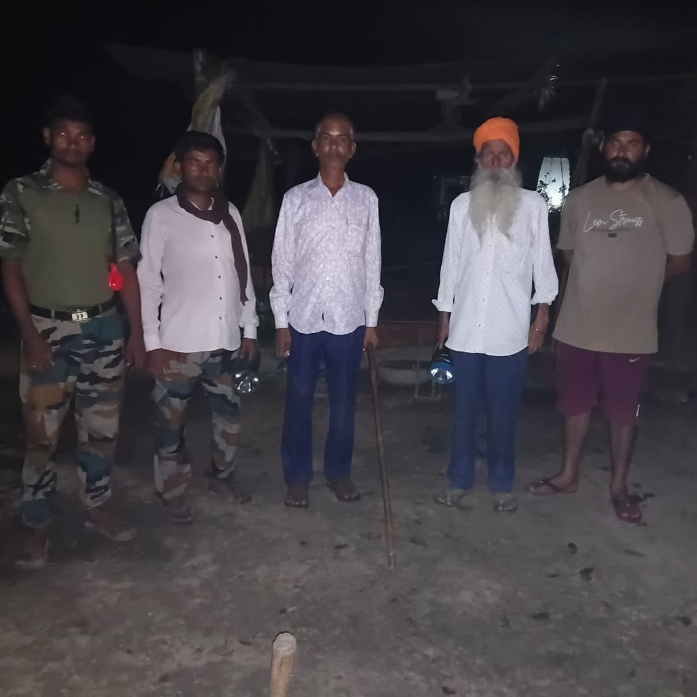 लखीमपुर में तेंदुए ने बछड़े और बकरी का शिकार किया:मझगईं वन रेंज में दहशत, ग्रामीणों ने पिंजरा लगाने की मांग की