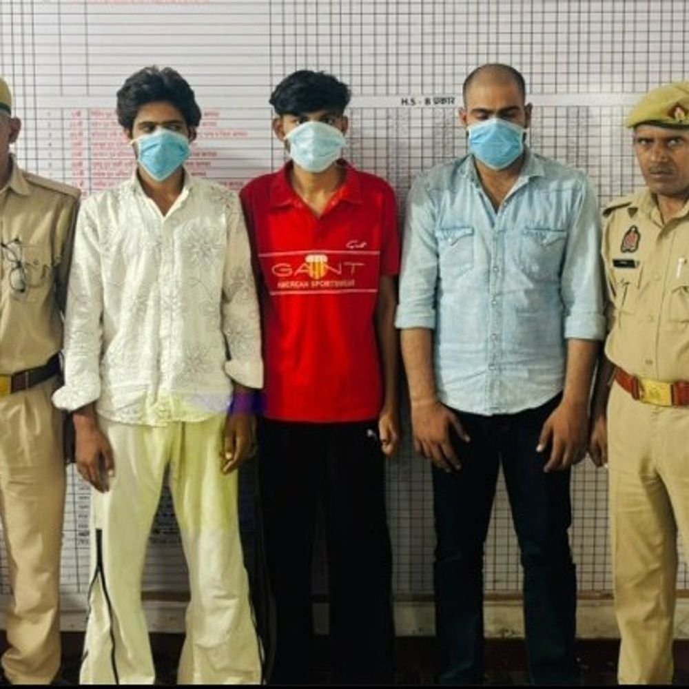 अश्लील वीडियो वायरल करने की धमकी देकर मांगी रंगदारी:बागपत में 25 हजार रुपये मांगे, पुलिस ने तीन आरोपियों को पकड़ा