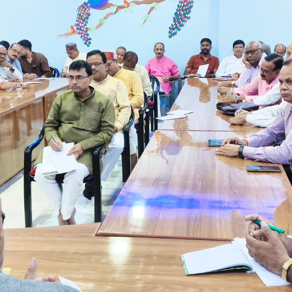 सुल्तानपुर में 12 नवंबर से ज्ञान-विज्ञान मेला:1200 विद्यार्थी करेंगे प्रतिभाग, सर्वांगीण विकास हेतु बैठक में किया मंथन