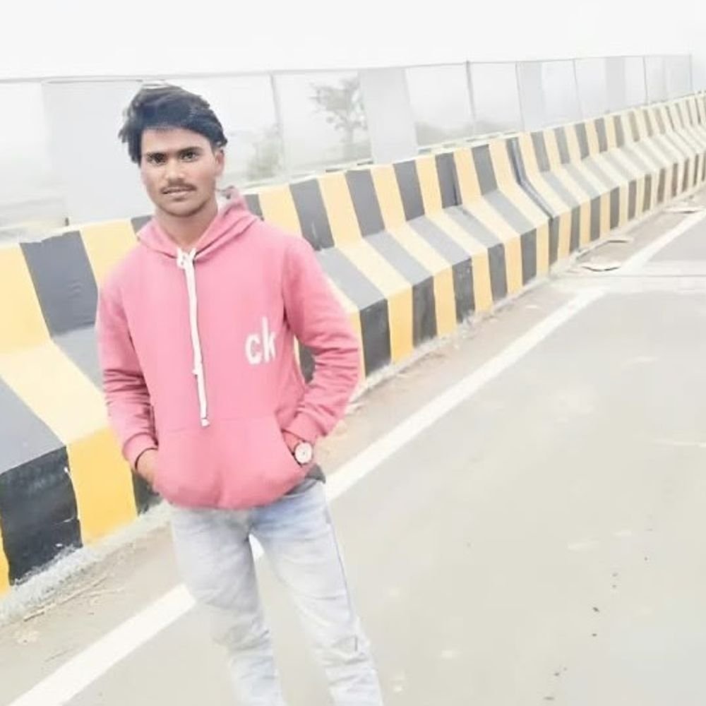 सफाई कर्मचारी ने सैफई में फांसी लगाकर आत्महत्या की:भाई ने सुबह फंदे ले लटकी देखी लाश, पुलिस जांच में जुटी