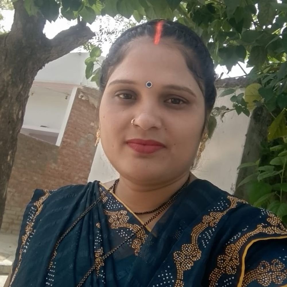 प्रतापगढ़ में फंदे पर लटका मिला महिला का शव:बच्चों ने स्कूल से लौटने के बाद मां को देखा, पति दिल्ली में करता है नौकरी