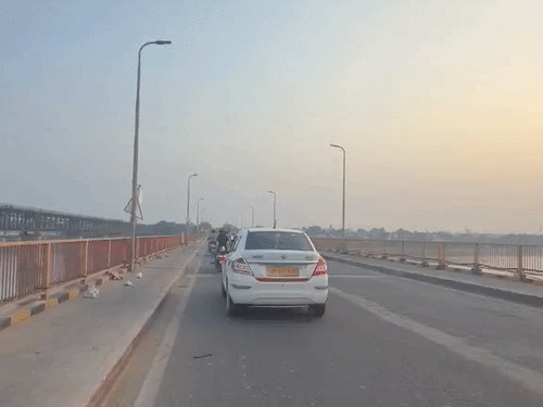 प्रयागराज में चक्रवात अर्नब का असर, सुबह से छाए बादल:ठंडी हवाओं के साथ बूंदाबांदी शुरू,  भारी बारिश का अलर्ट