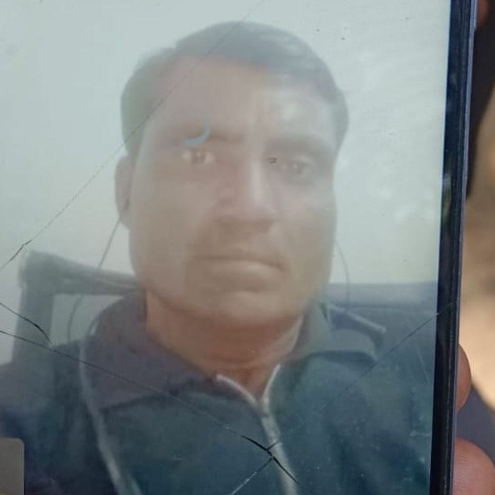 कानपुर में 10 दिन से लापता व्यक्ति का शव मिला:झाड़ियों में सड़ा-गला शव बरामद, आधार कार्ड से हुई उन्नाव के शिवनारायण की पहचान