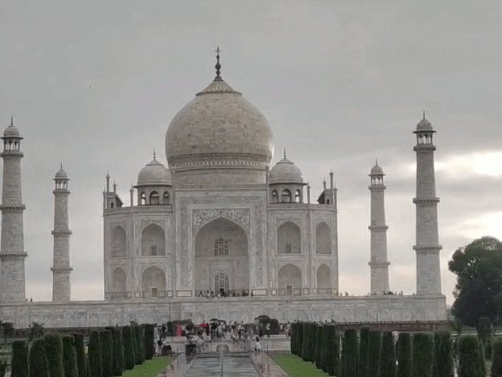 ताजमहल या तेजोमहालय: मामले में 25 नवंबर को सुनवाई:पीठासीन अधिकारी के अवकाश पर रहने से टली कार्यवाही, आगरा कोर्ट में दायर है वाद
