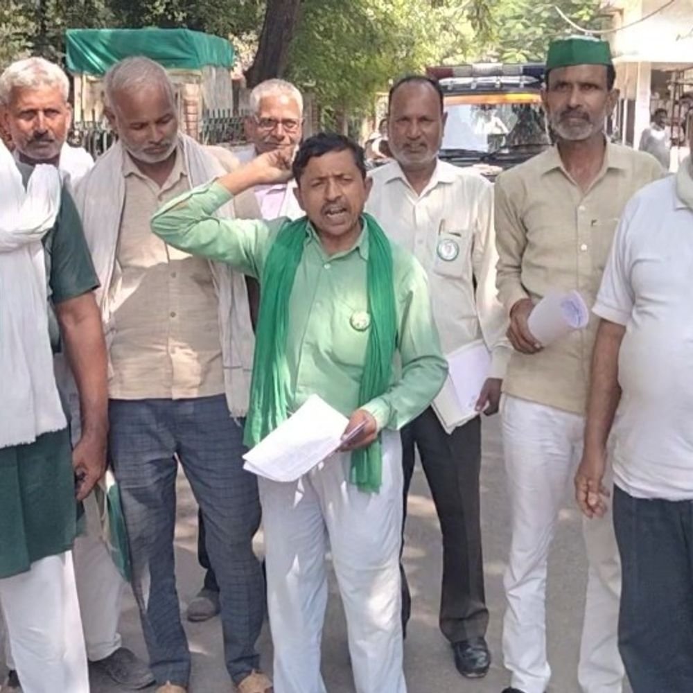 भाकियू ने अन्ना गोवंश से निजात दिलाने की मांग की:मुआवजा, सस्ता बीज और आलू किसानों को राहत की भी मांग