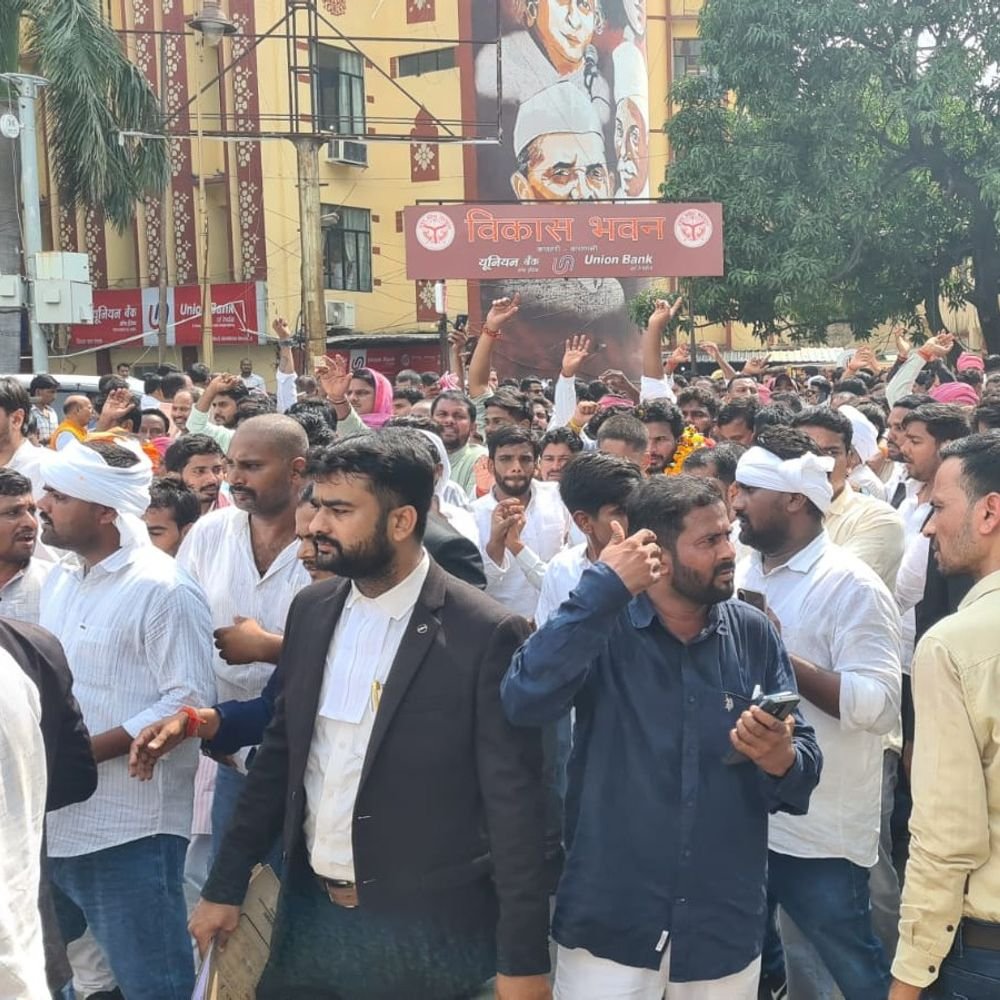 कृष्णमोहन-अखिलेंद्र समेत 4 शिक्षक प्रत्याशियों का पर्चा खारिज:निर्दलीय ऋतिका समेत भाजपा-सपा का नामांकन वैध, 3 स्नातक दावेदार भी दौड़ से बाहर