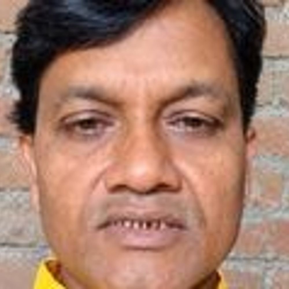 अतीक परिवार के खौफ से सलीम बना देवव्रत शुक्ला:वीडियो जारी कर सीएम से मांगी सुरक्षा, पुलिस ने की पूछताछ
