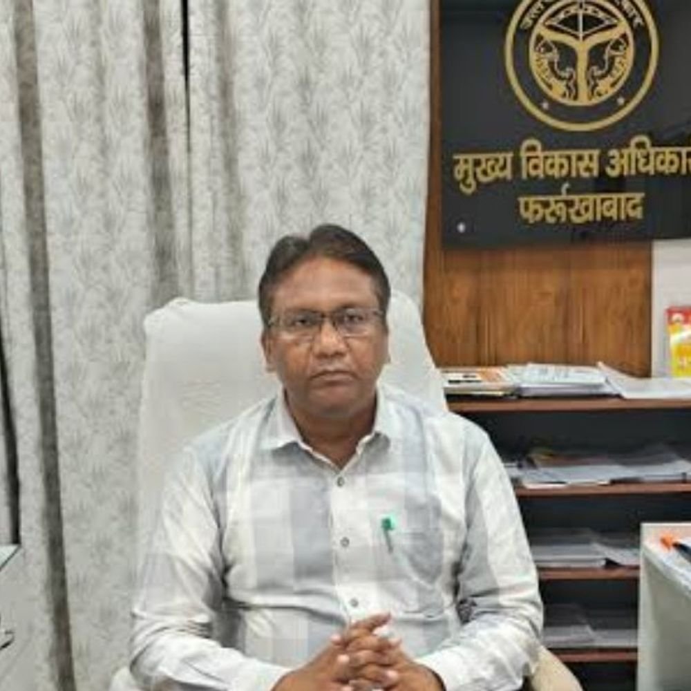 2 अक्टूबर को 47 अधिकारी-कर्मचारी गैरहाजिर:फर्रुखाबाद में सीडीओ ने एक दिन का वेतन काटने, 3 दिन में स्पष्टीकरण मांगा