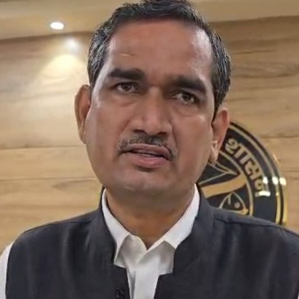 मथुरा में विधान परिषद चुनाव के लिए शराब-भांग दुकानें बंद:23 अक्टूबर को शाम 4 बजे तक या मतदान खत्म होने तक रहेगा प्रतिबंध