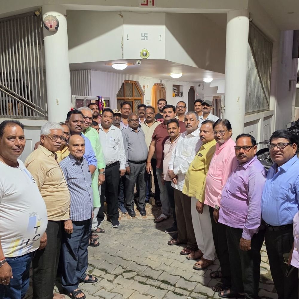 जौनपुर में चित्रगुप्त पूजनोत्सव की तैयारी:10 नवंबर को निकलेगी शोभायात्रा, 11 को मंदिर में होगा विधि-विधान