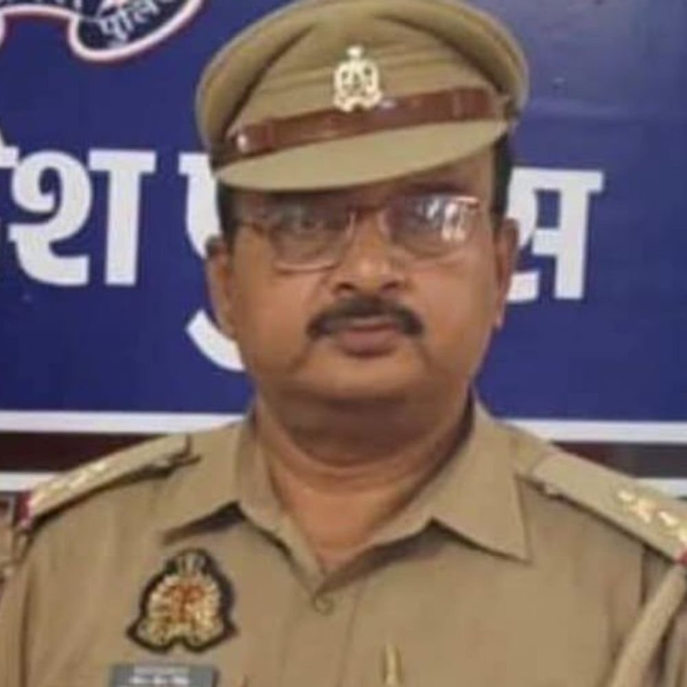 आपत्तिजनक ऑडियो सामने आने पर चौकीप्रभारी लाइन हाजिर:मऊ में दुबारी चौकी प्रभारी ओमप्रकाश सिंह पर एसपी ने लिया संज्ञान, जांच जारी