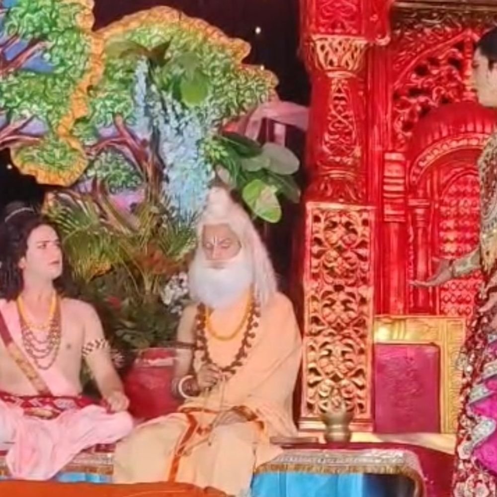 मुरादाबाद में भरत मिलाप और खर-दूषण वध का मंचन:लाइनपार मैदान में हुए भावपूर्ण प्रसंग, जय श्रीराम के जयकारे गूंजे