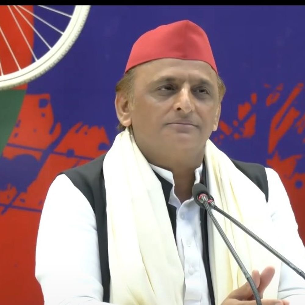 श्रद्धा के मामले पर बोले अखिलेश:पुलिस नहीं पकड़ पा रही, न्याय मिलना चाहिए