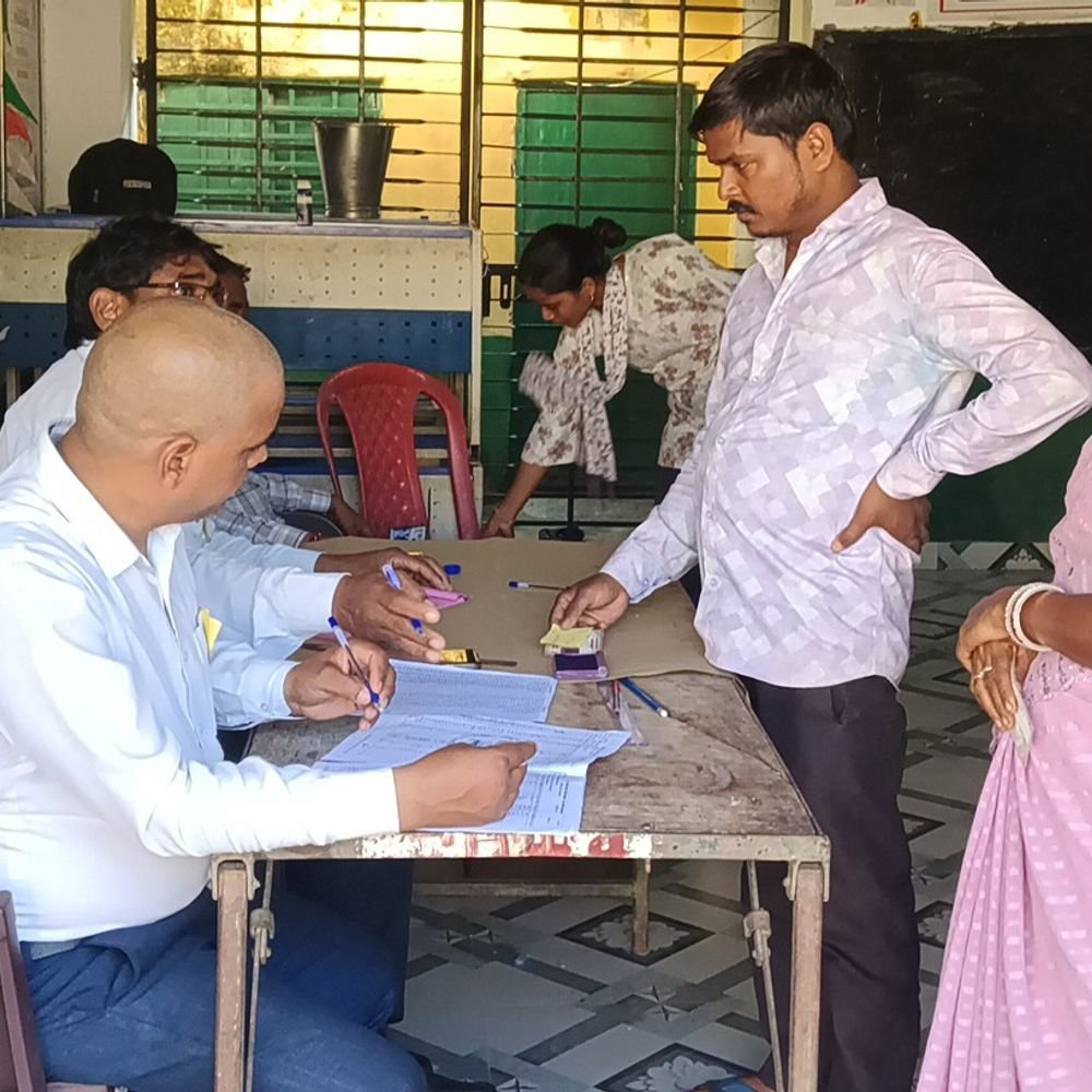 शिवनगर वार्ड में सभासद पद के लिए उपचुनाव:तीन बूथों पर शांतिपूर्ण मतदान जारी