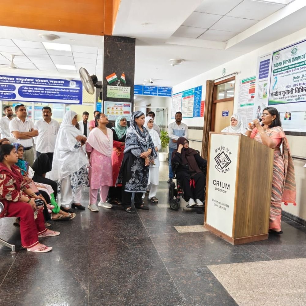 लखनऊ में सर्वाइकल कैंसर जागरूकता अभियान:100 लोग हुए शामिल, 50 महिलाओं ने कराई जांच; 8 पॉजिटिव मिलीं