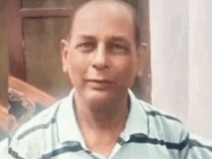 गोरखपुर में आग से झुलसे बुजुर्ग की मौत:पत्नी और नौकरानी की हालत गंभीर, सिलेंडर चेक करते समय हाकर ने जलाया था लाइटर
