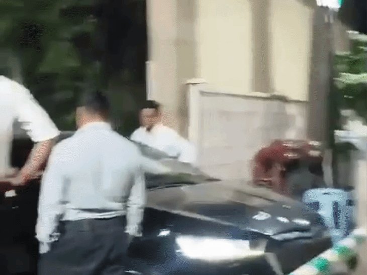 नोएडा की सुपरनोवा में पीजी, हॉस्टल व AIRNANB नहीं चलेगा:छात्रों और बैचलर्स की बजाए वार्किंग प्रोफेशनल्स को रखने की सलाह दी गई