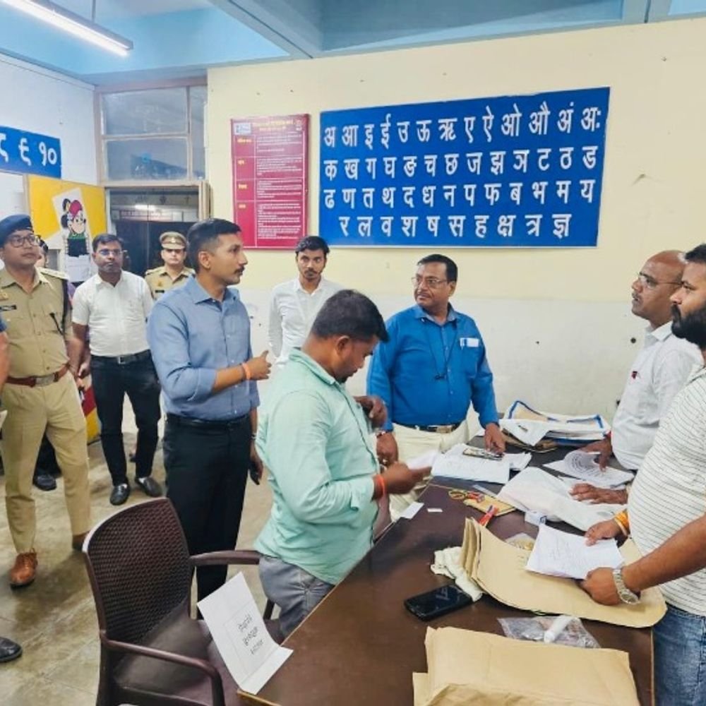 लखनऊ में MLC चुनाव के लिए वोटिंग आज:1.16 लाख मतदाता चुनेंगे विधान परिषद सदस्य, 8 बजे वोटिंग का आगाज