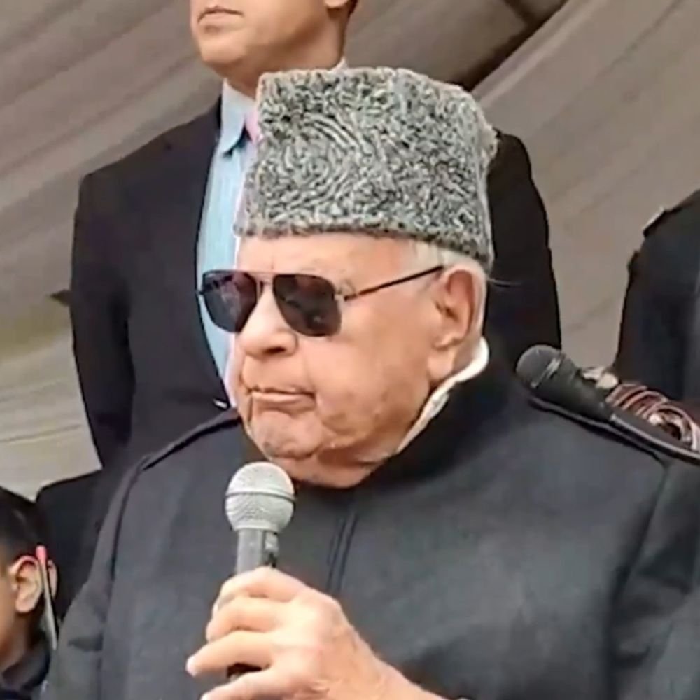 फारूक अब्दुल्ला बोले- पाकिस्तान हमें बचा रहा है:वे हर जगह कश्मीर का मुद्दा उठाते, दिल्ली में केंद्र सरकार की नीयत ठीक नहीं