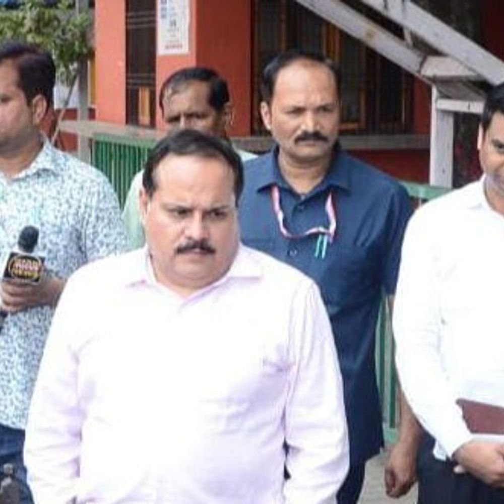 सभी जिलों में मतदाता सूची की जांच होगी:पीलीभीत की मतदाता सूची में गड़बड़ी मिली, ईआरओ और वीआरसी ऑपरेटर को हटाया, दोनों के खिलाफ मुकदमा दर्ज होगा