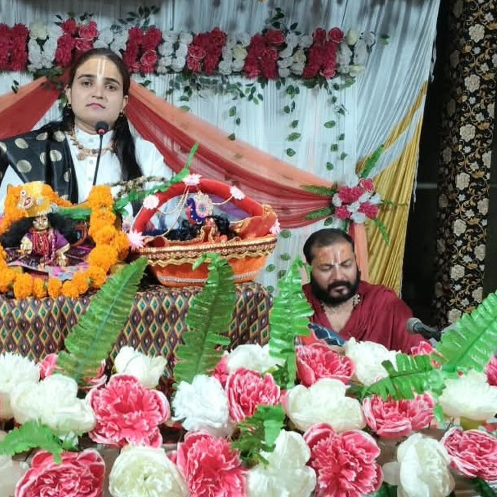 गोंडा में श्रीराम कथा का तीसरा दिन:श्रीराम कथा और दुर्गा सप्तशती पाठ में उमड़ा श्रद्धा का सैलाब