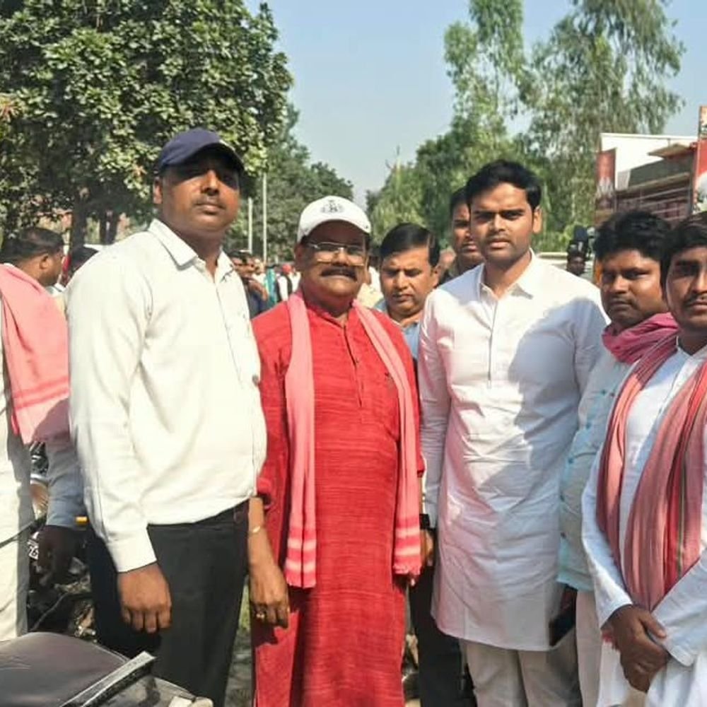 फतेहपुर में दशहरा मिलन समारोह:पूर्व डीआईजी बोले- समाजिक बुराईयों को छोड़कर मेल- जोल बनाएं