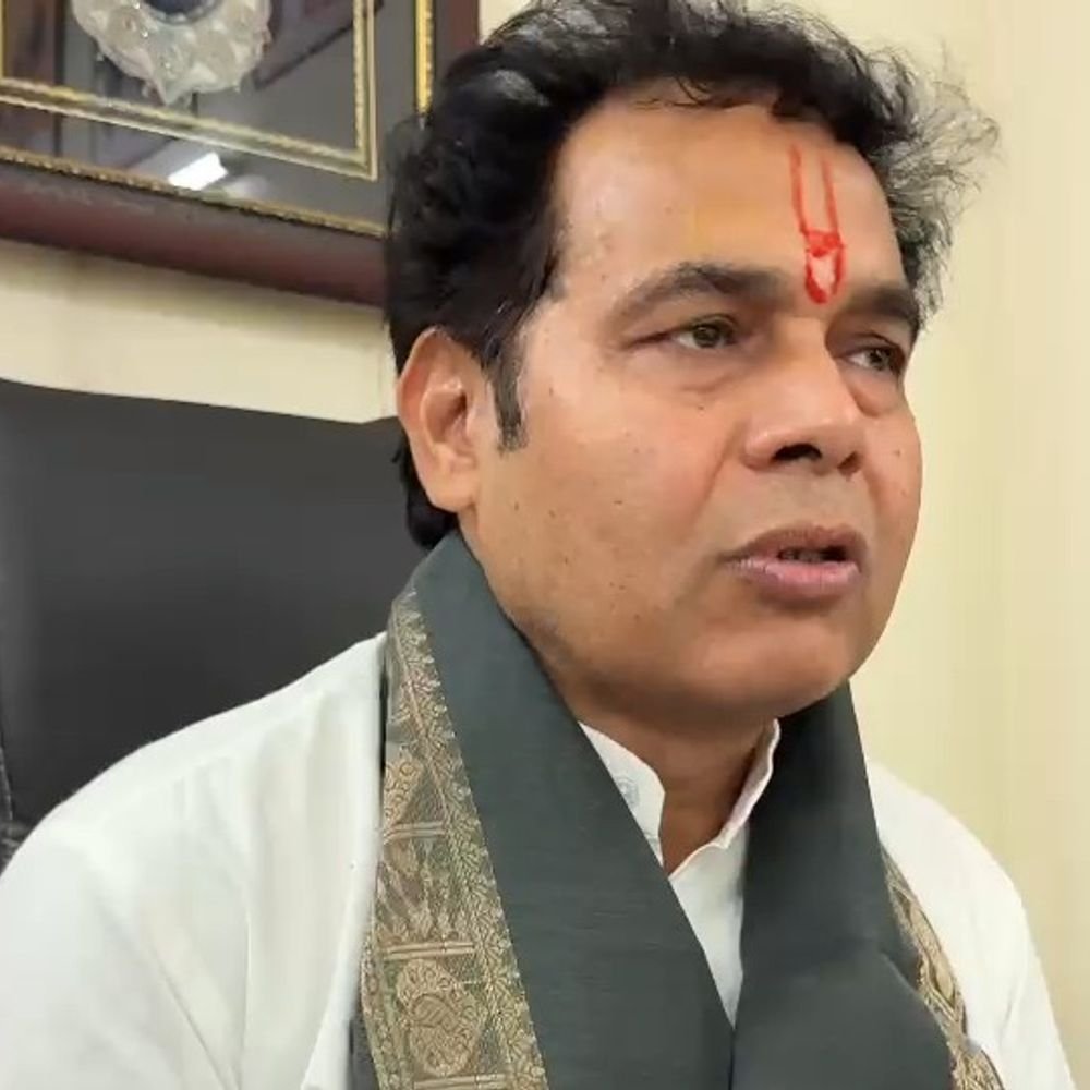 श्रीकांत शर्मा का विपक्ष पर हमला,बोले- चुनावी हार से बौखलाहट:दिल्ली में संविधान की कॉपी लेकर लोकतंत्र को तार-तार कर रहा