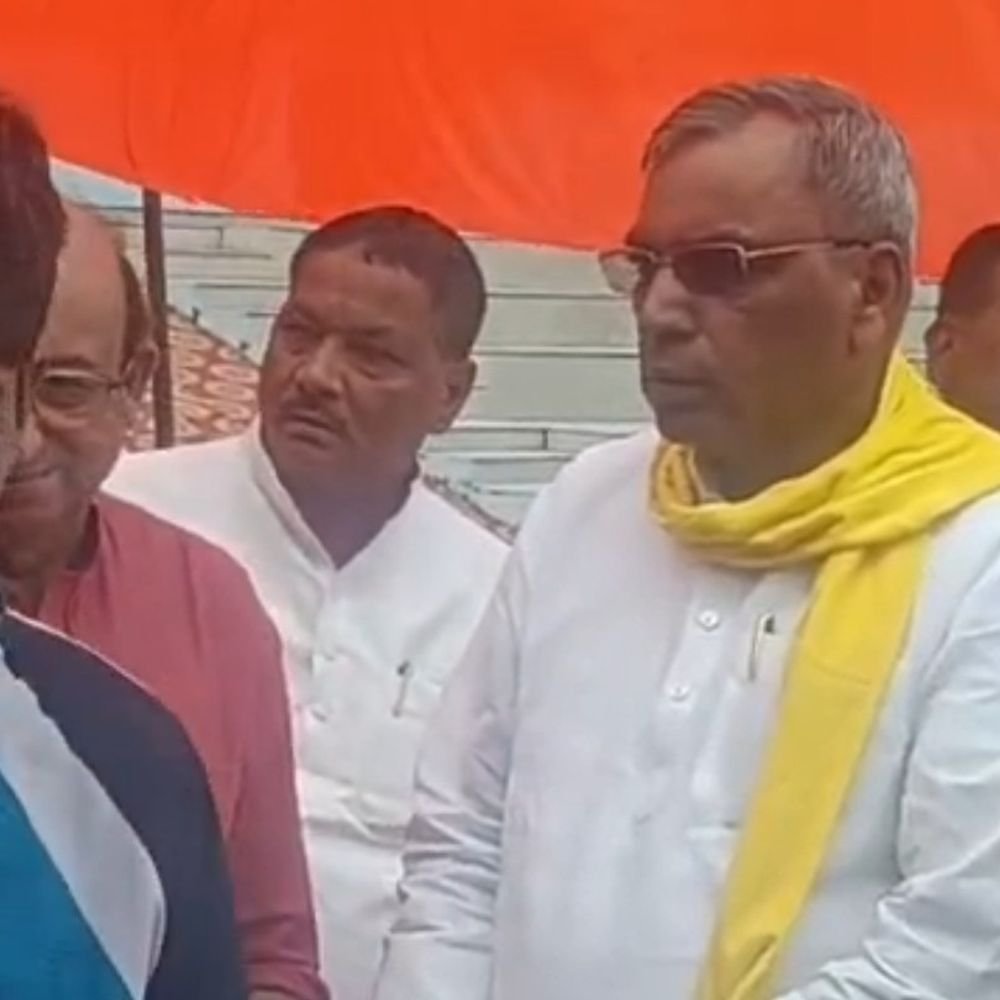 राजभर बोले-अखिलेश नहीं चाहते आजम खान जेल से बाहर आएं:पंचायत चुनाव पर कोर्ट का आदेश पढ़ने के बाद तय करेंगे रणनीति