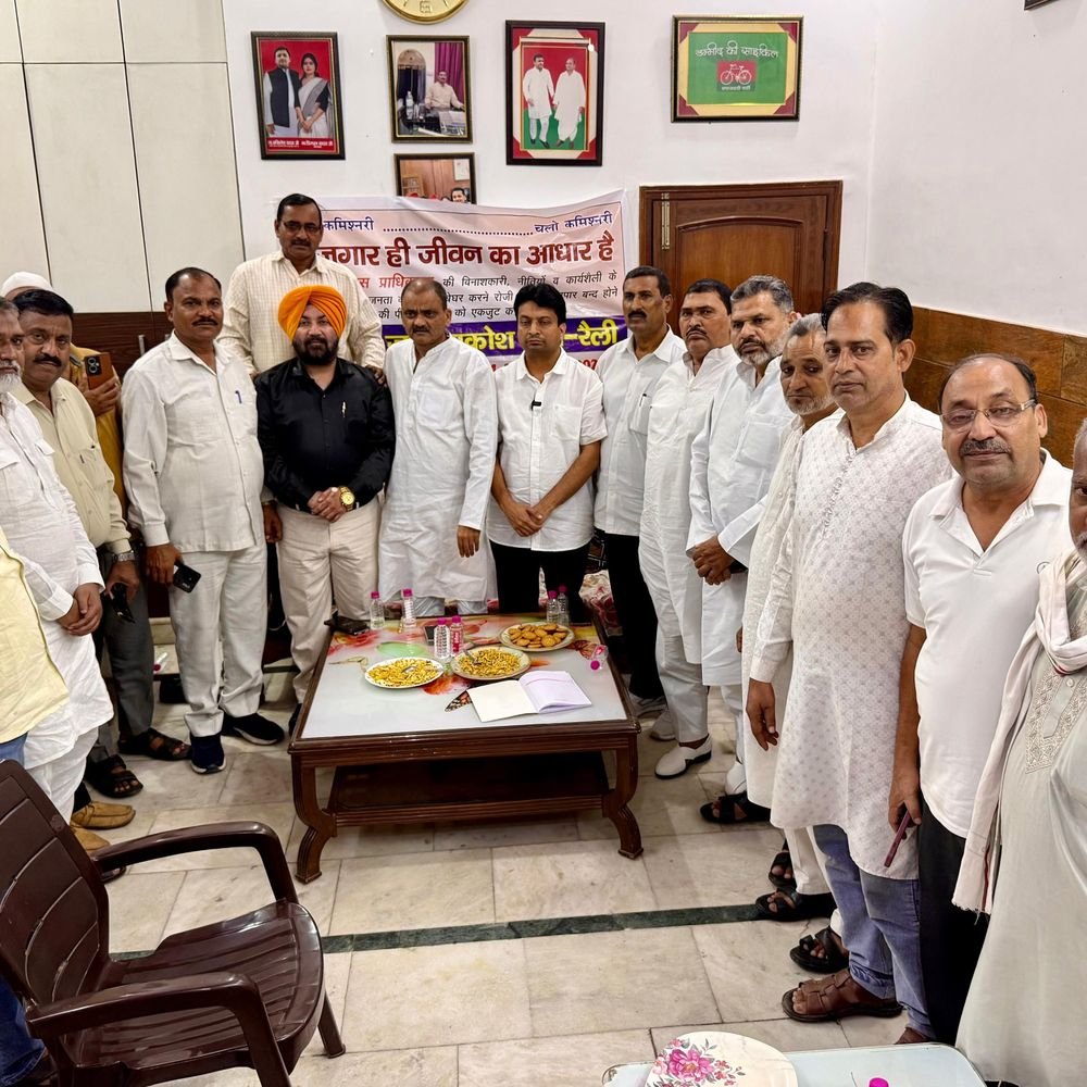 ध्वस्तीकरण के विरोध में लामबंद हुए व्यापारी और पार्षद:24 को होने वाले धरने के लिए रविंद्र गुर्जर के जनसंपर्क में लगातार मिल रहा समर्थन