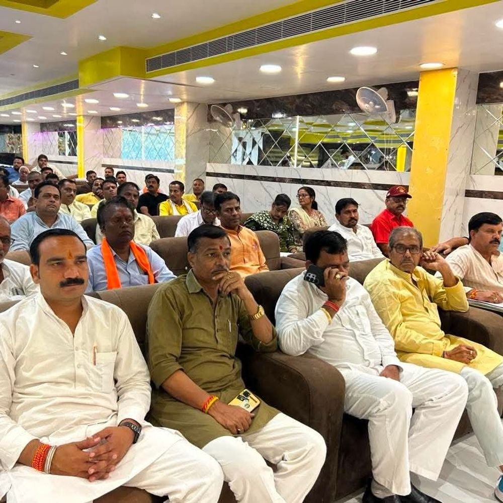 MLC चुनाव में जीत के लिए भाजपा की तैयारी:औरैया में क्षेत्रीय अध्यक्ष राम किशोर साहू ने जनसंपर्क पर दिया जोर