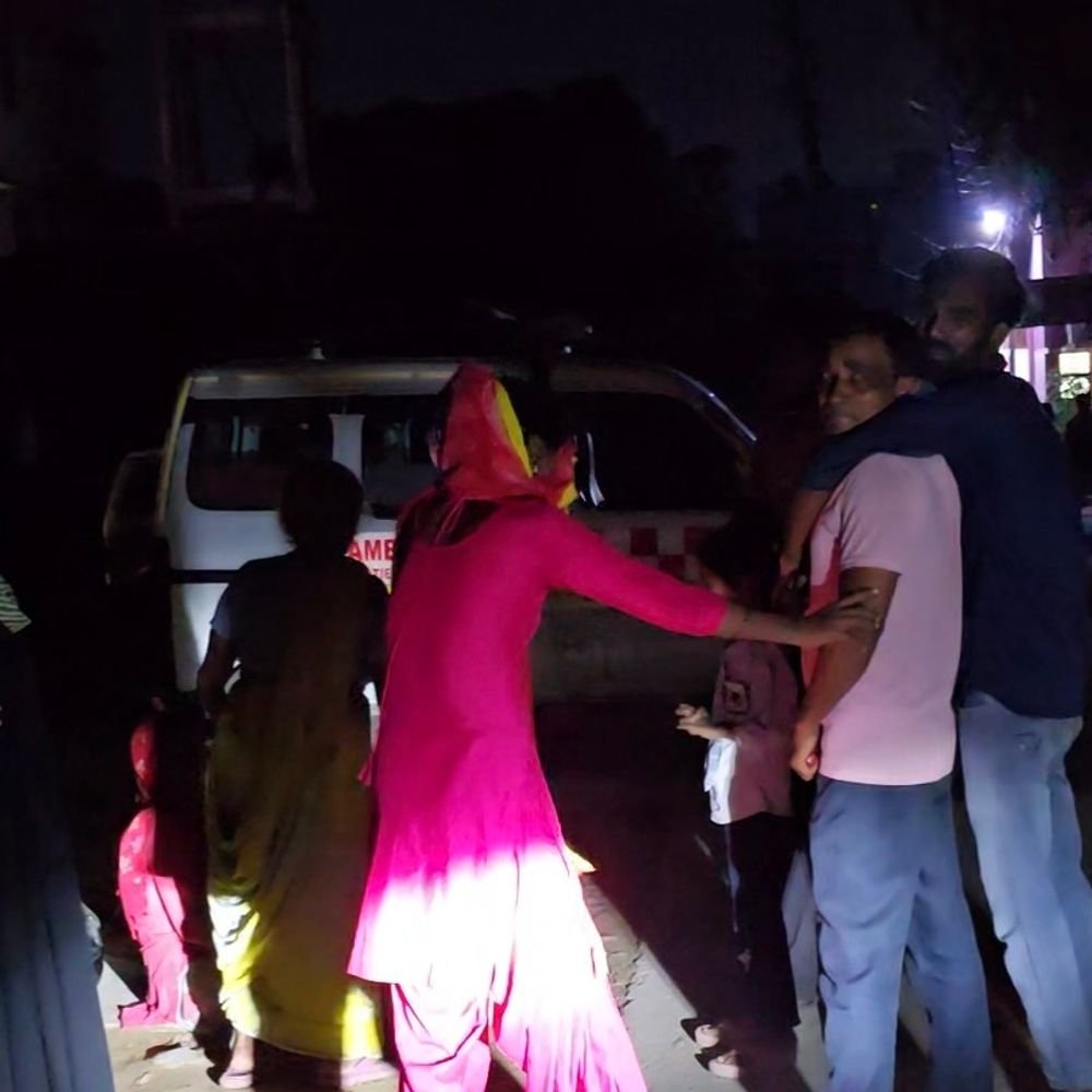 कार की टक्कर से बाइक सवार छात्र की मौत:नगीना रोड पर मोहित पेपर मिल के पास हादसा; बाइक में तेल डलवाकर घर लौट रहा था छात्र