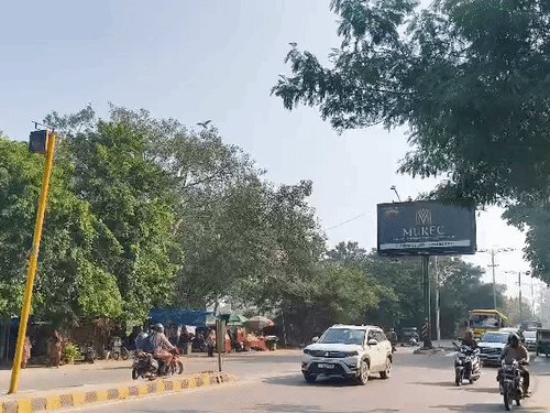 गाजियाबाद में आज धूप खिलने से मौसम साफ:सोमवार को झमाझम बारिश से गिरा था तापमान, अगले 2 दिन मौसम साफ