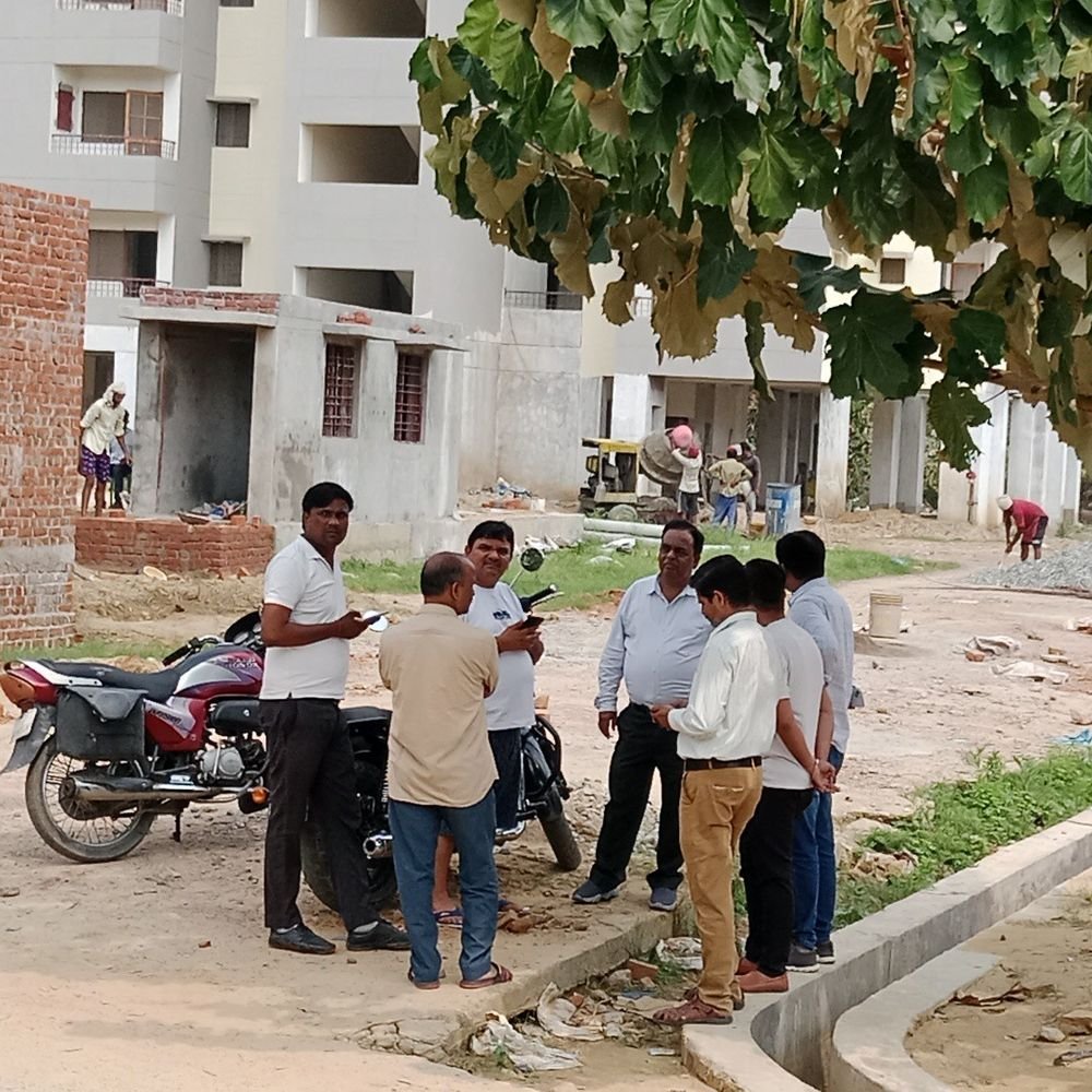लखीमपुर में क्लास 9th की छात्रा ने लगाई फांसी:डॉक्टरों ने किया मृत घोषित, पुलिस ने शव पोस्टमार्टम को भेजा; जांच जारी
