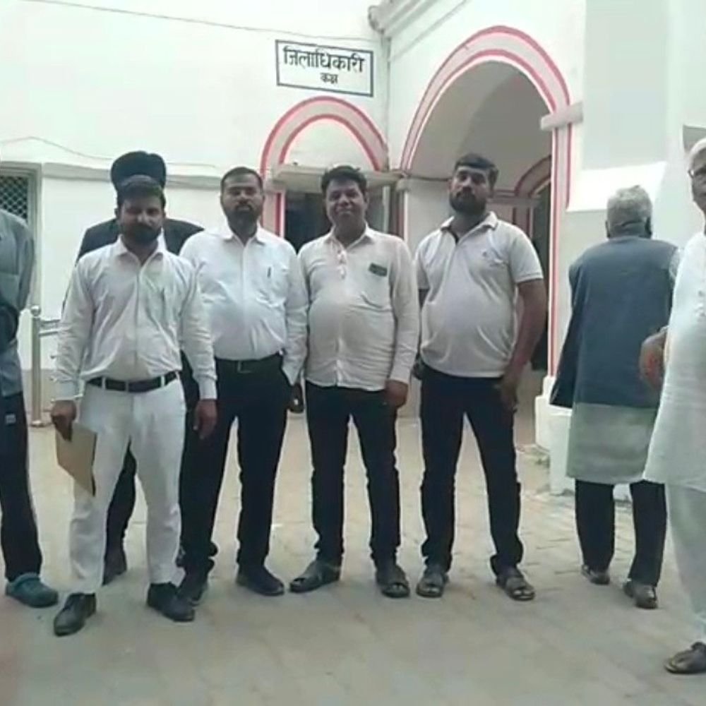 सई नदी में बाढ़ से रायबरेली के कई गांव बेहाल:स्वराज इंडिया ने जिलाधिकारी से तत्काल राहत और मुआवजे की मांग की