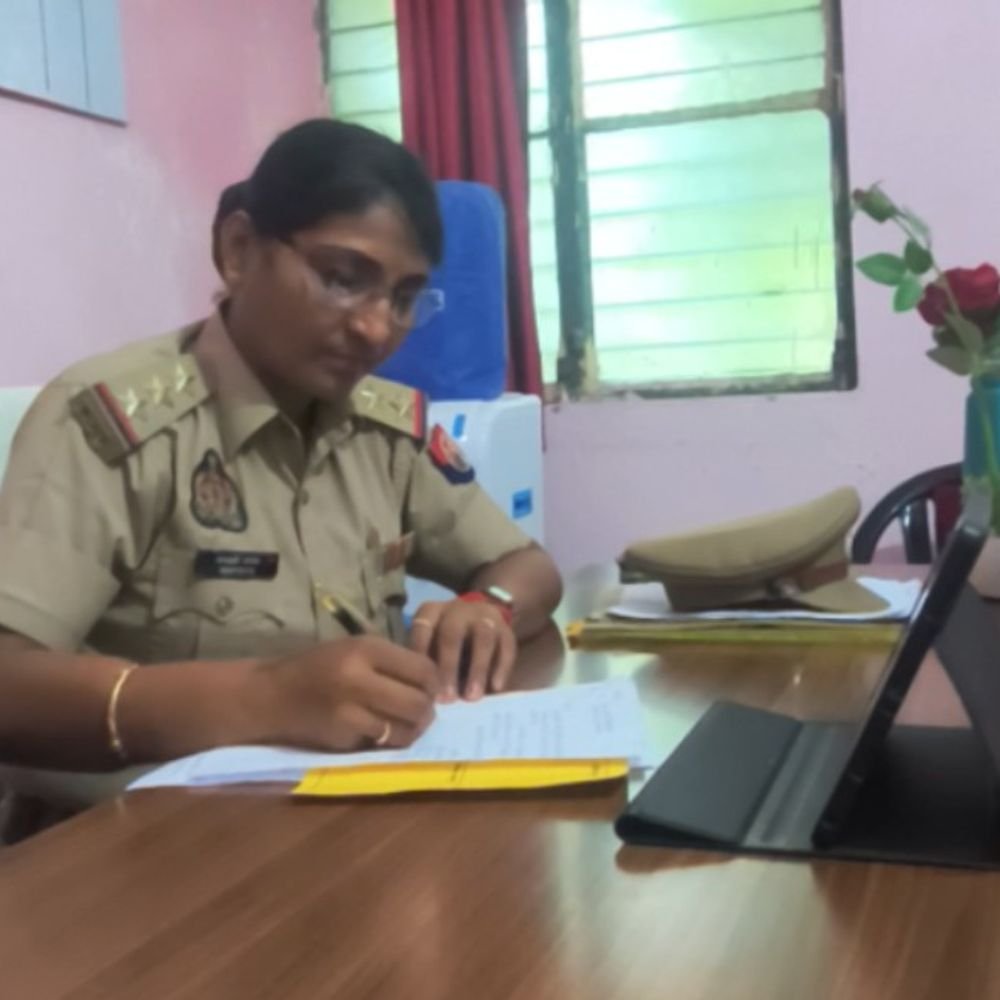 सिद्धार्थनगर में 2 लाख दहेज के लिए विवाहिता से मारपीट:पति समेत 7 पर केस दर्ज, जान से मारने की धमकी का आरोप