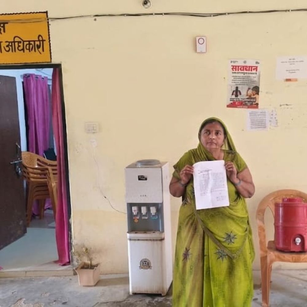श्रम विभाग पर विधवा से 10 हजार रिश्वत का आरोप:कानपुर देहात में पति की मौत के बाद भी नहीं मिला मुआवजा