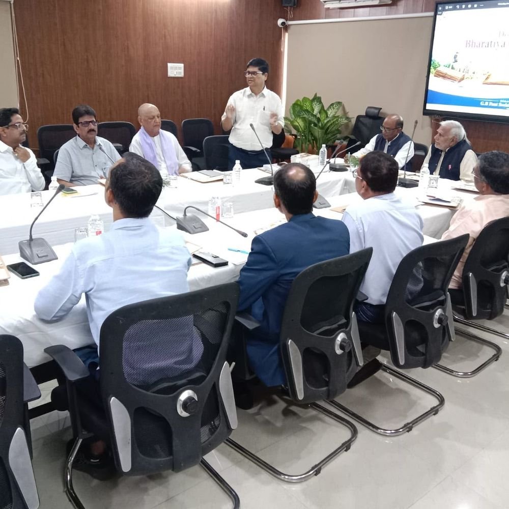 भारतीय ज्ञान परंपरा का विश्वकोश बनेगा:प्रयागराज में देश भर के विद्वान जुटे, NEP 2020 के तहत पहल