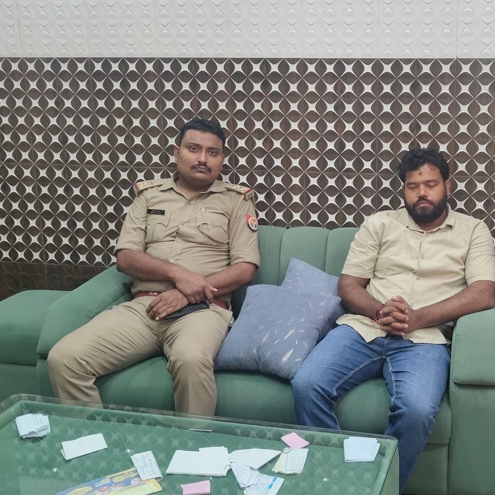 मथुरा में कांग्रेस जिलाध्यक्ष हाउस अरेस्ट:दिल्ली में प्रदर्शन में शामिल होने जाने वाले थे