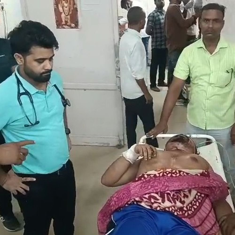 पुष्पक एक्सप्रेस में हमला करने वाले आरोपी की मौत:कानपुर हैलट में तोड़ा दम, आरपीएफ कमांडेंट बोले- मामले की जांच जारी, कोई कर्मी सस्पेंड नहीं