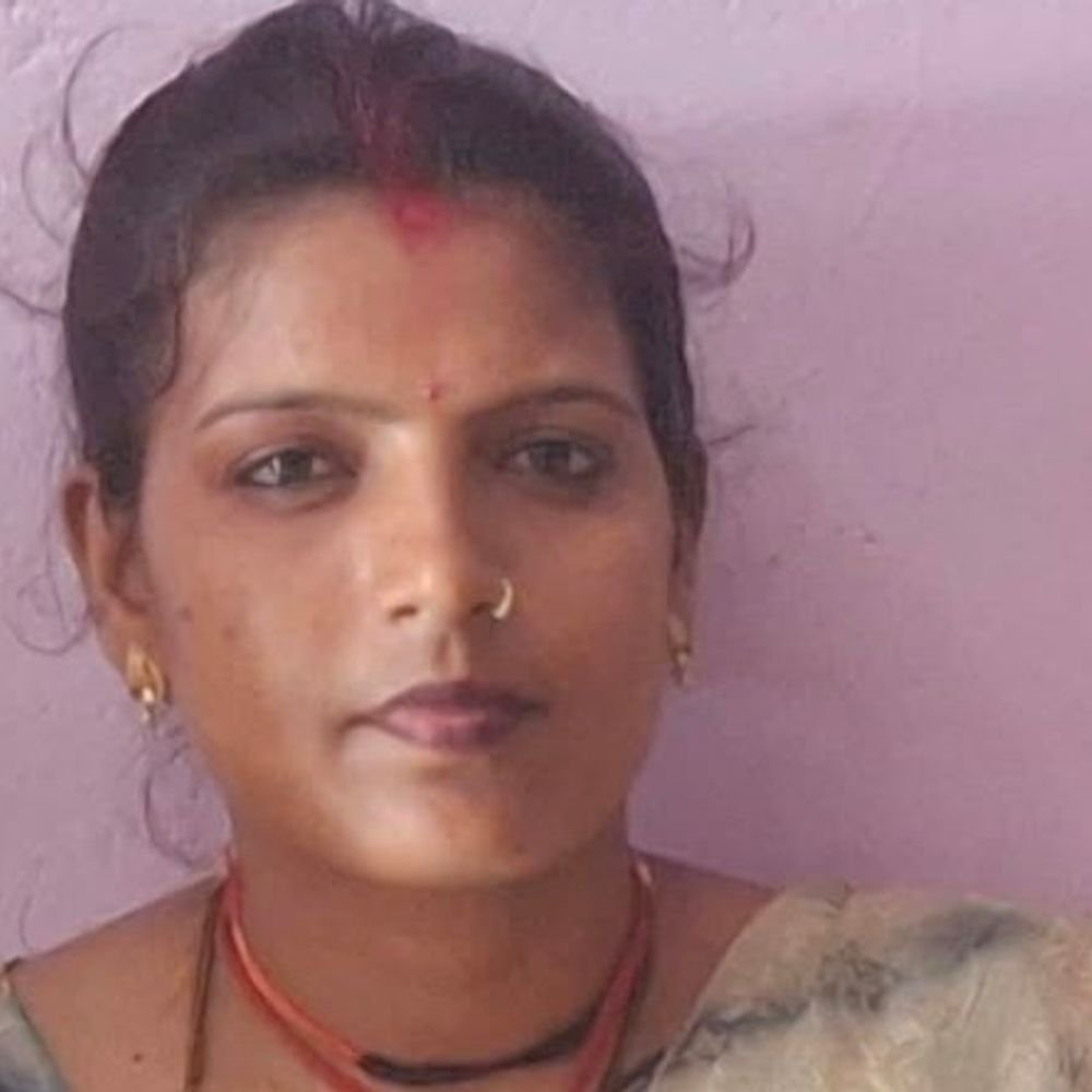 झांसी में विवाहिता ने खाया जहर, मौत:दहेज प्रताड़ना से तंग आकर की आत्महत्या, पति समेत 4 ससुराल वालों पर आत्महत्या के लिए उकसाने का केस दर्ज