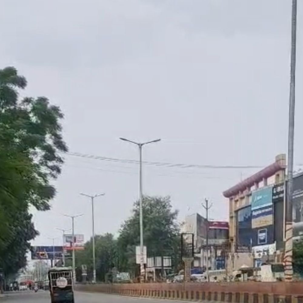 मुरादाबाद में सुबह-शाम ठंड, दिन में गर्मी का असर:दिन का तापमान 30 डिग्री तक पहुंचेगा, रात में 21 डिग्री रहेगा