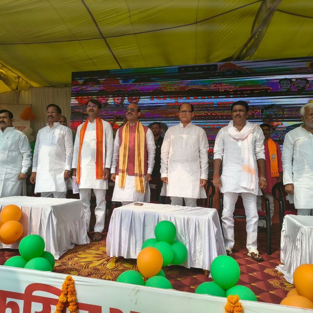 बस्ती में भाजपा की 'सेवा ज्योति यात्रा':विकसित भारत संकल्प के तहत हरीश द्विवेदी ने दिखाई हरी झंडी, चार दिशाओं में निकली यात्रा