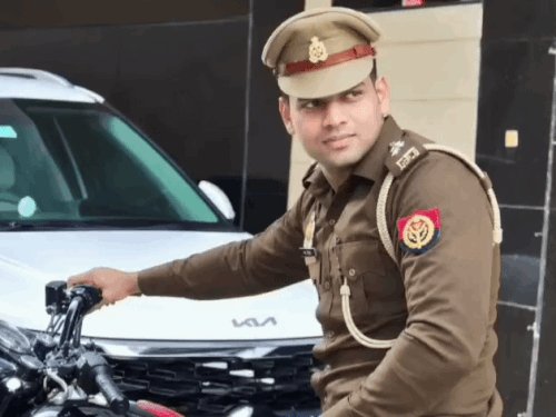 कारोबारी से 4.72 लाख की अवैध वसूली में दरोगा-सिपाही निलंबित:झूठी शिकायत से बैंक खाता फ्रिज कराकर मेरठ बुलाया, डीआईजी से शिकायत के बाद एक्शन